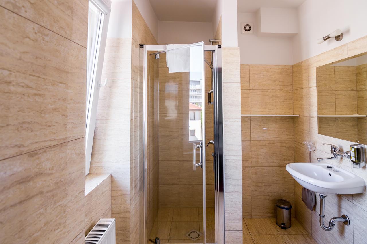 Double or Twin Room,654732291:JPEG