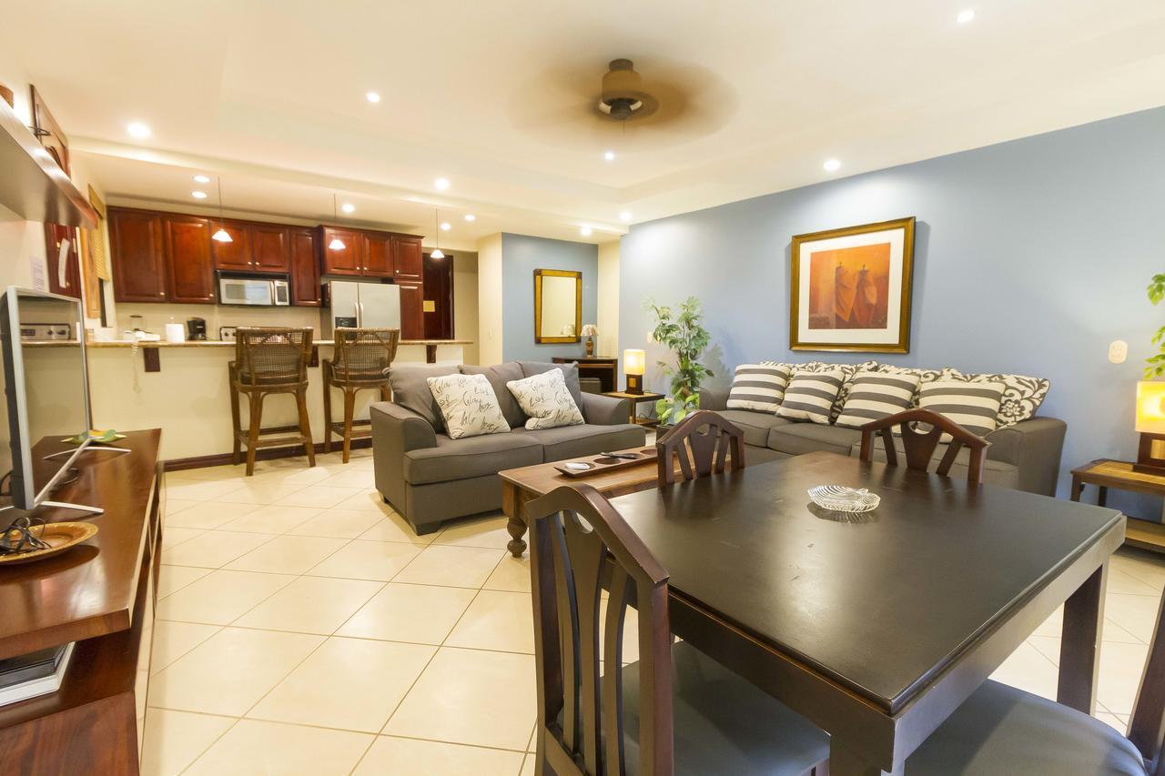 Two-Bedroom Apartment with Terrace,1178132914:JPEG