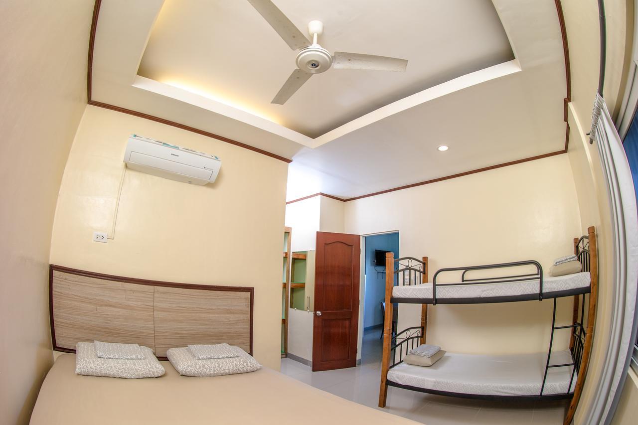 King Studio with Sofa Bed