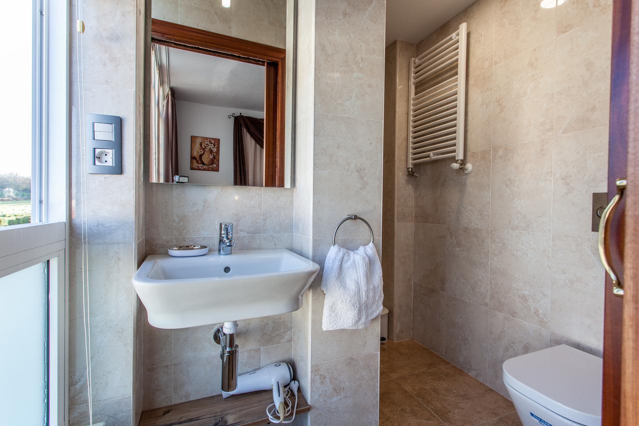Twin Room with Private Bathroom