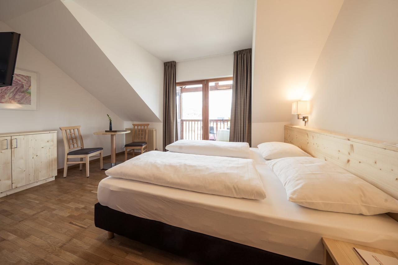 Double or Twin Room Balcony