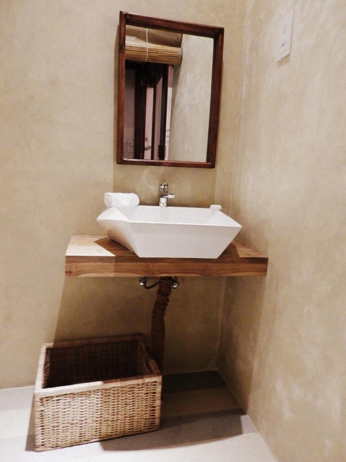 Deluxe Suite Spa Bath