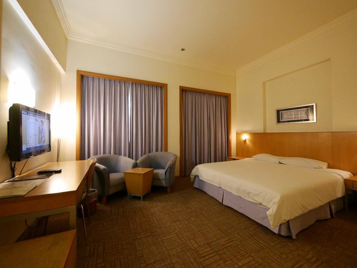 Superior Queen Room