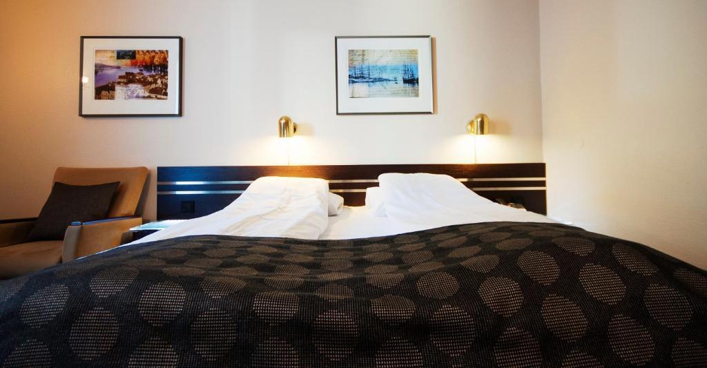 Standard Double Room,65900149:JPEG