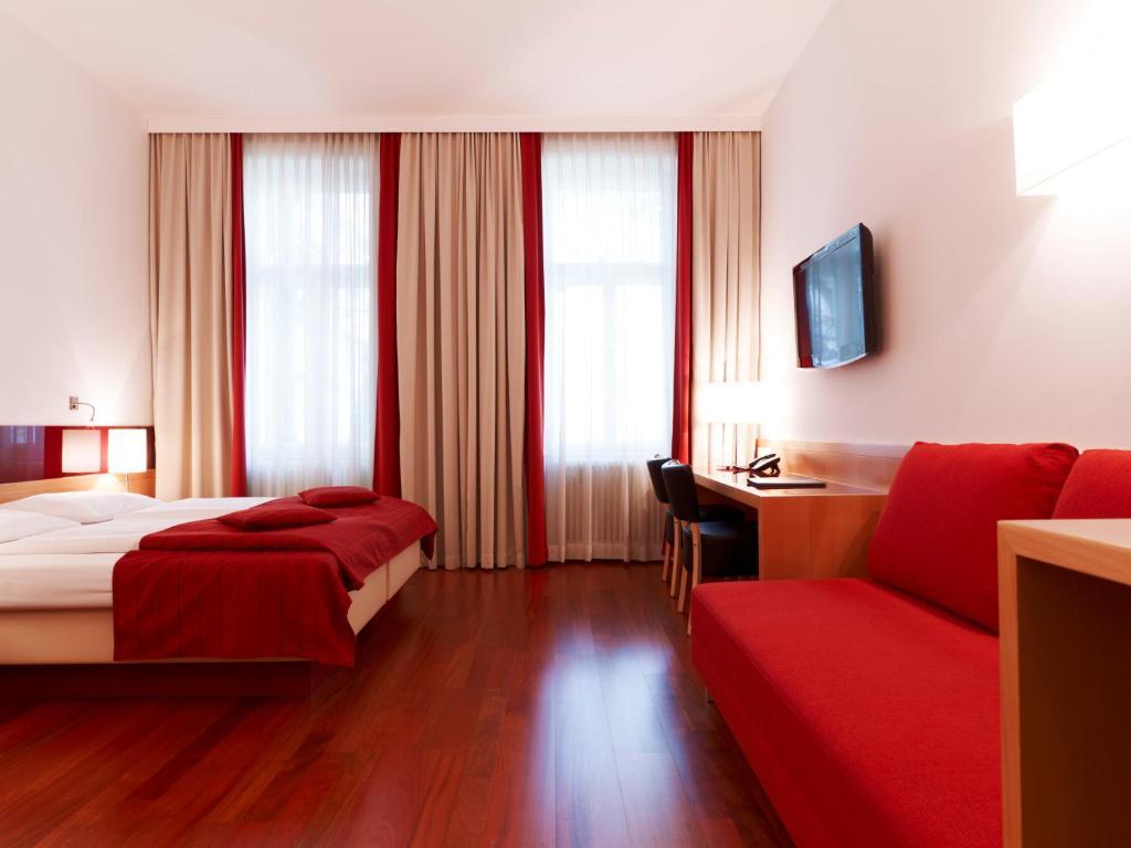 Deluxe Room,400289634:JPEG