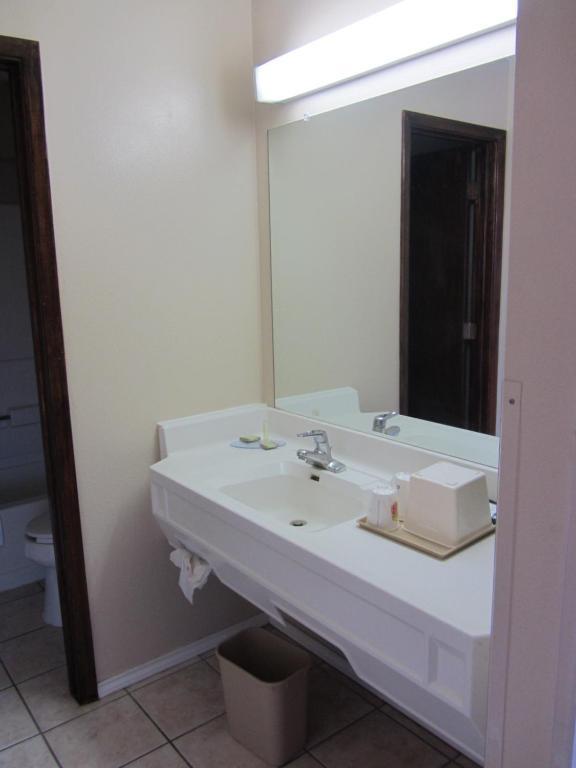 Double Room with Two Double Beds - Non-Smoking