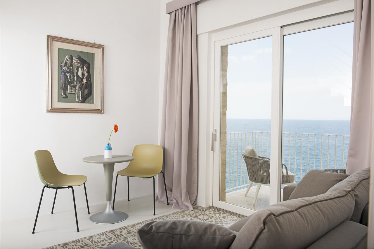 Deluxe Suite with Sea View