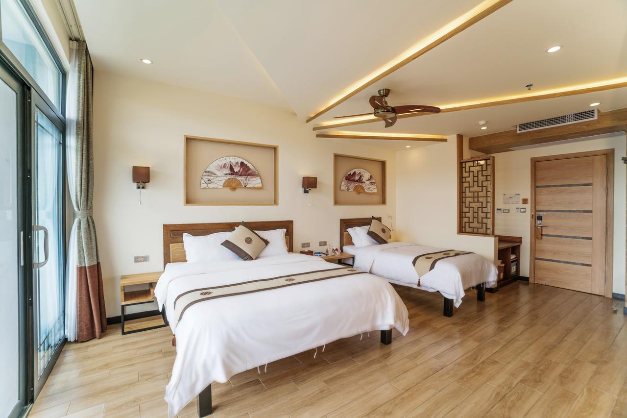 Standard Family Room