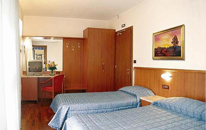 Triple Room with Balcony