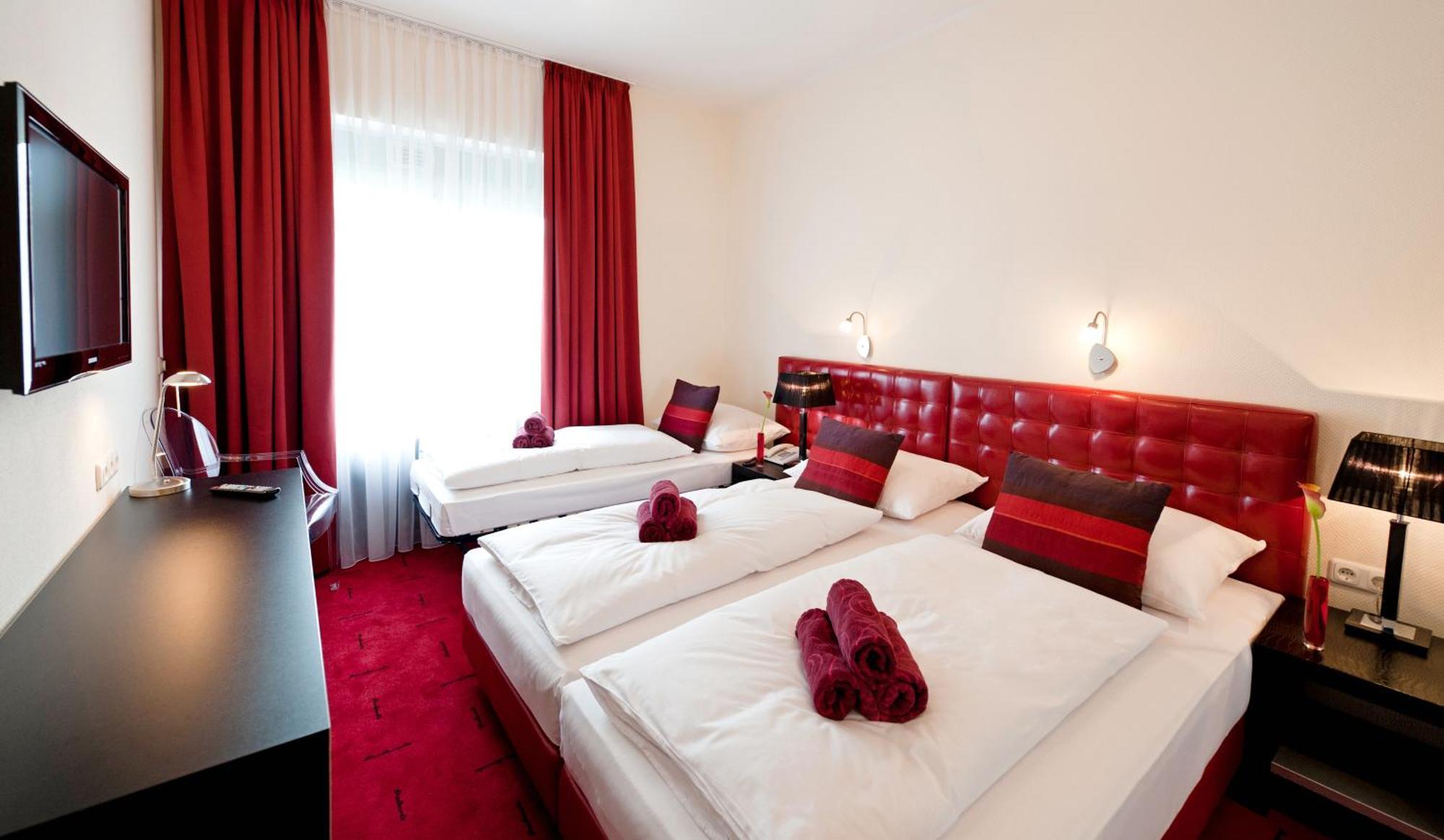 Triple Room,123153697:JPEG