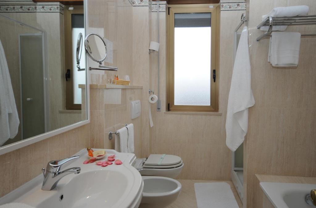 Comfort Triple Room