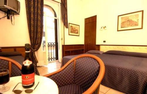 Triple Room,1639556337:JPEG