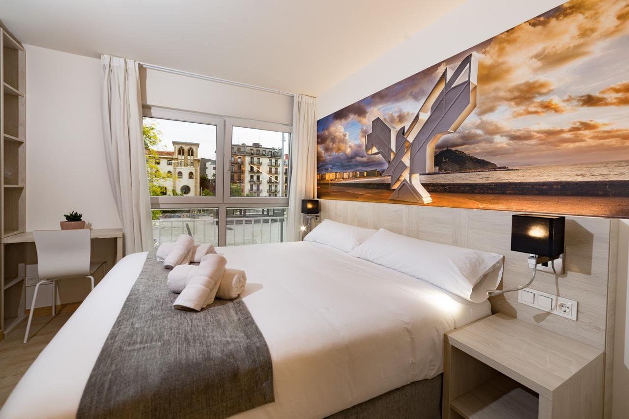 Superior Double or Twin Room City View