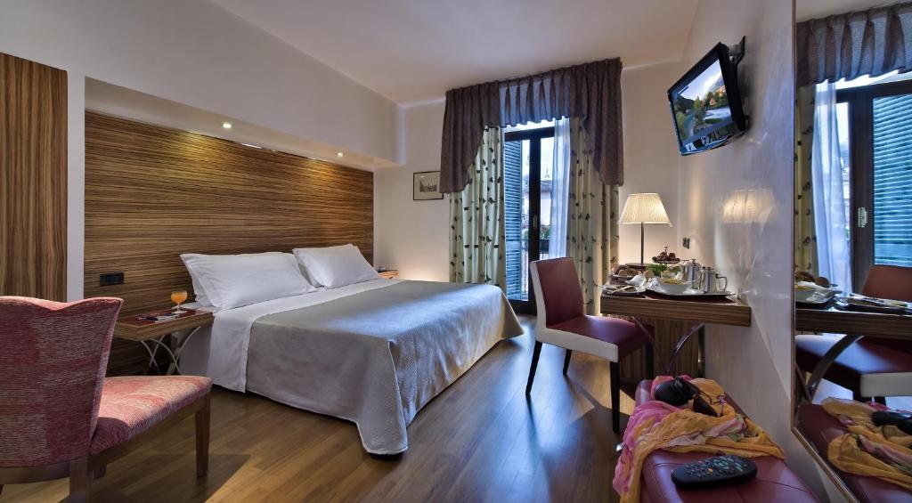Superior Queen Room