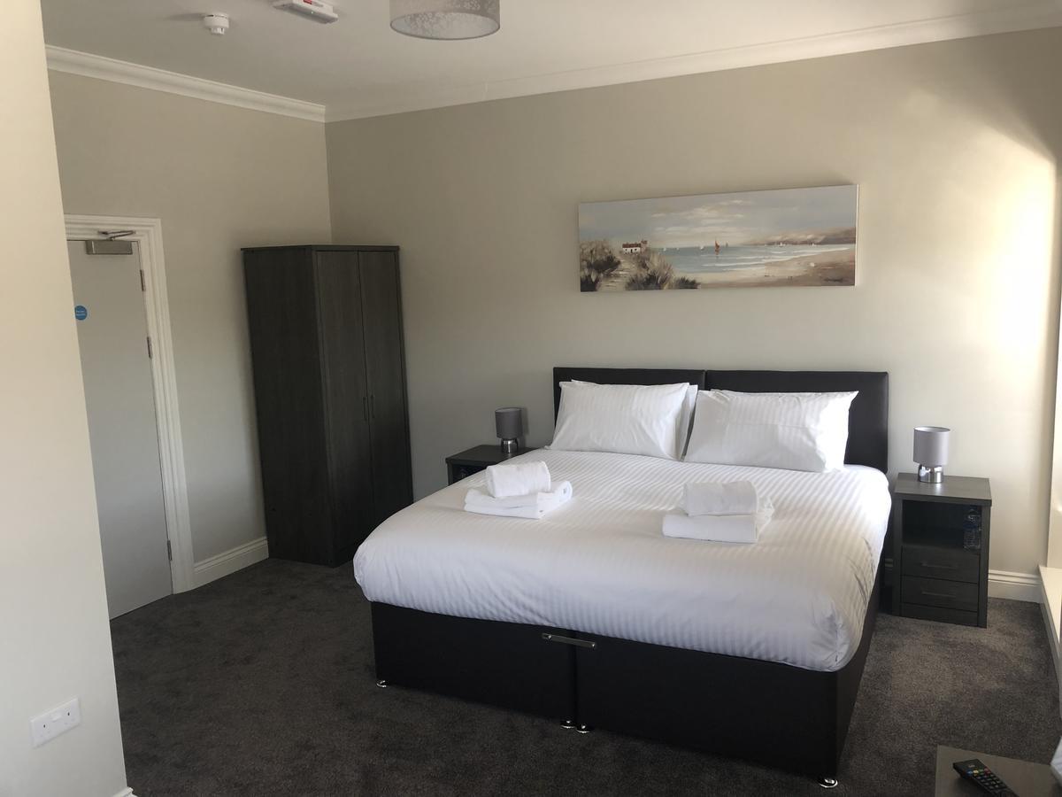 Triple Room,662307243:JPEG