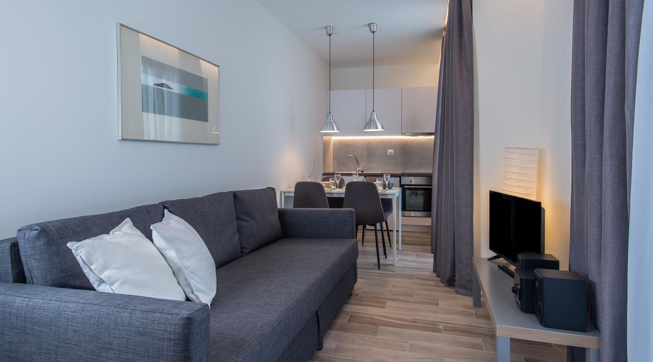 Deluxe Apartment,662513838:JPEG