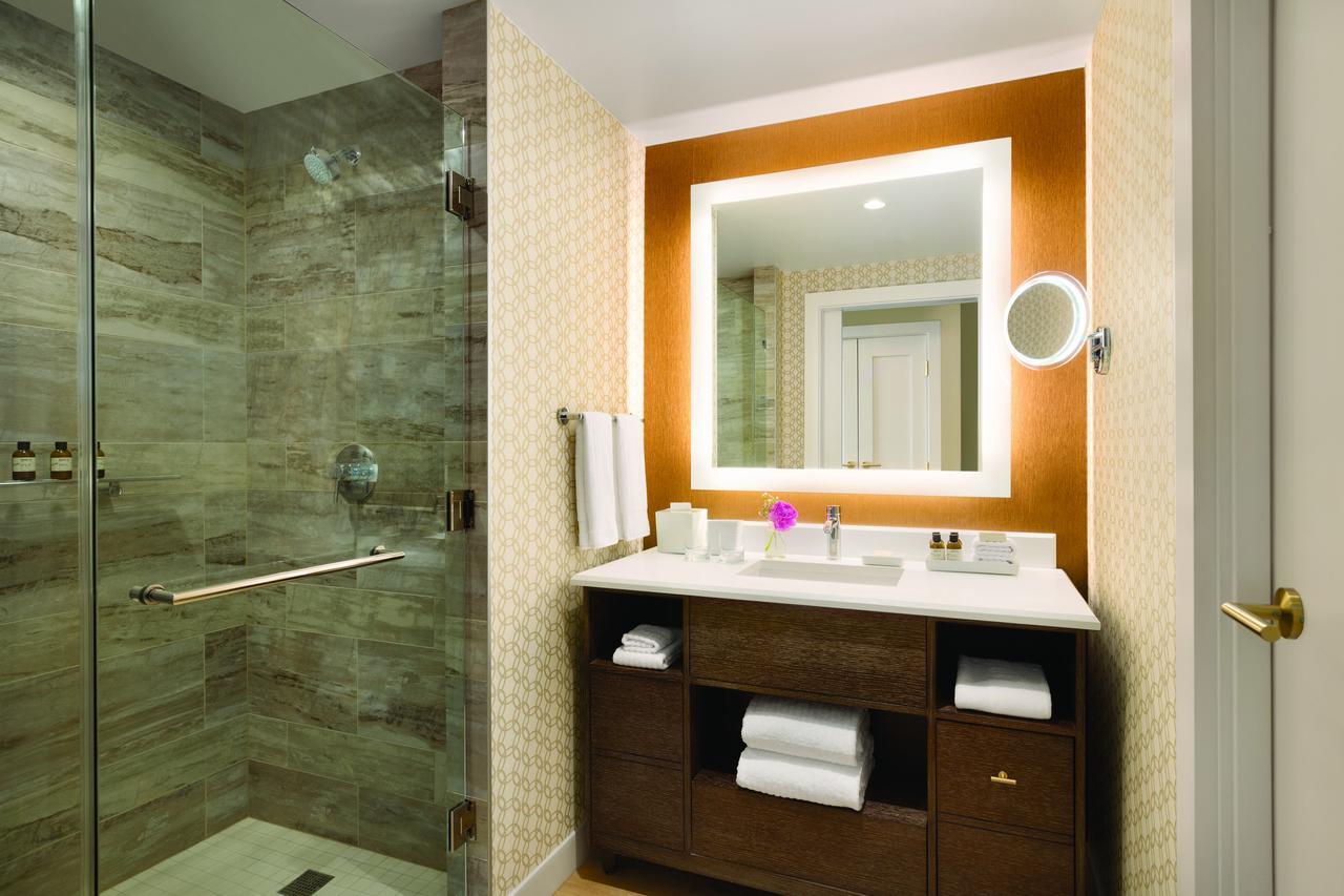 Fairmont Gold Studio Suite, 1 King Bed