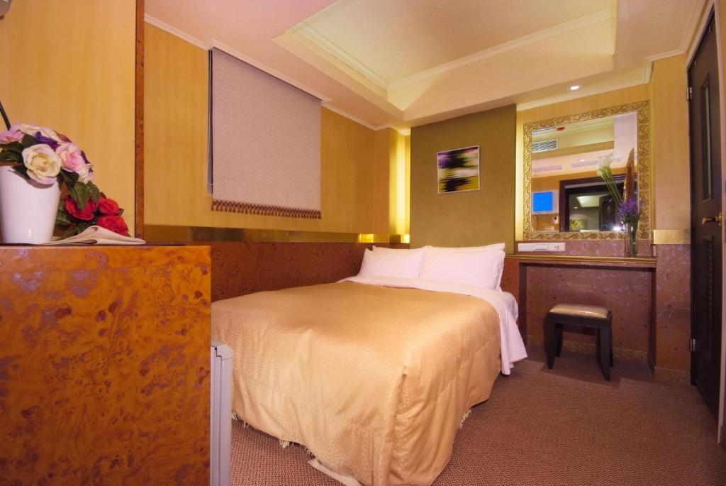 Standard Double Room,66399151:JPEG