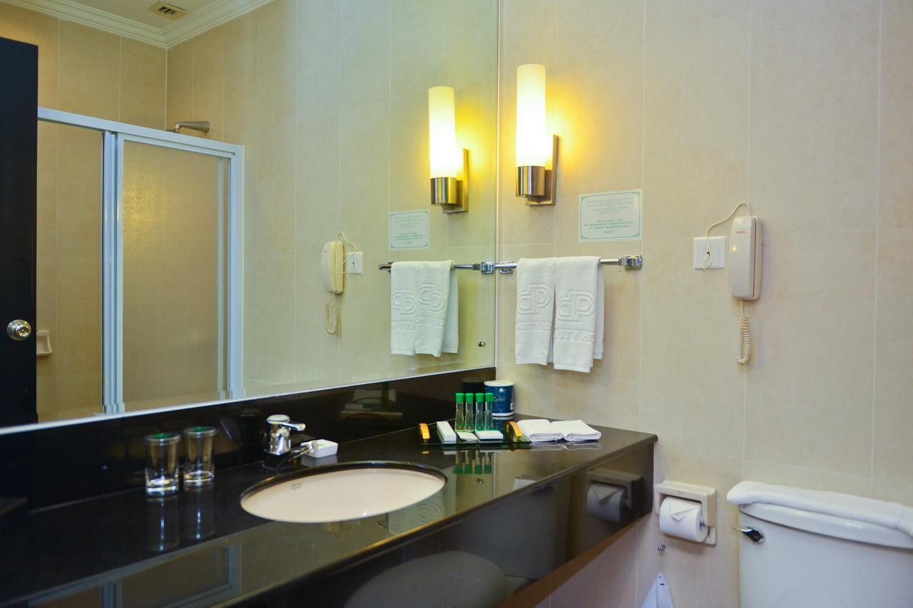 Executive Deluxe King Room