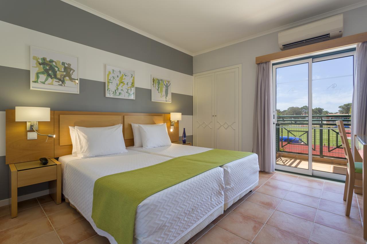 Appartement met Uitzicht op het Zwembad