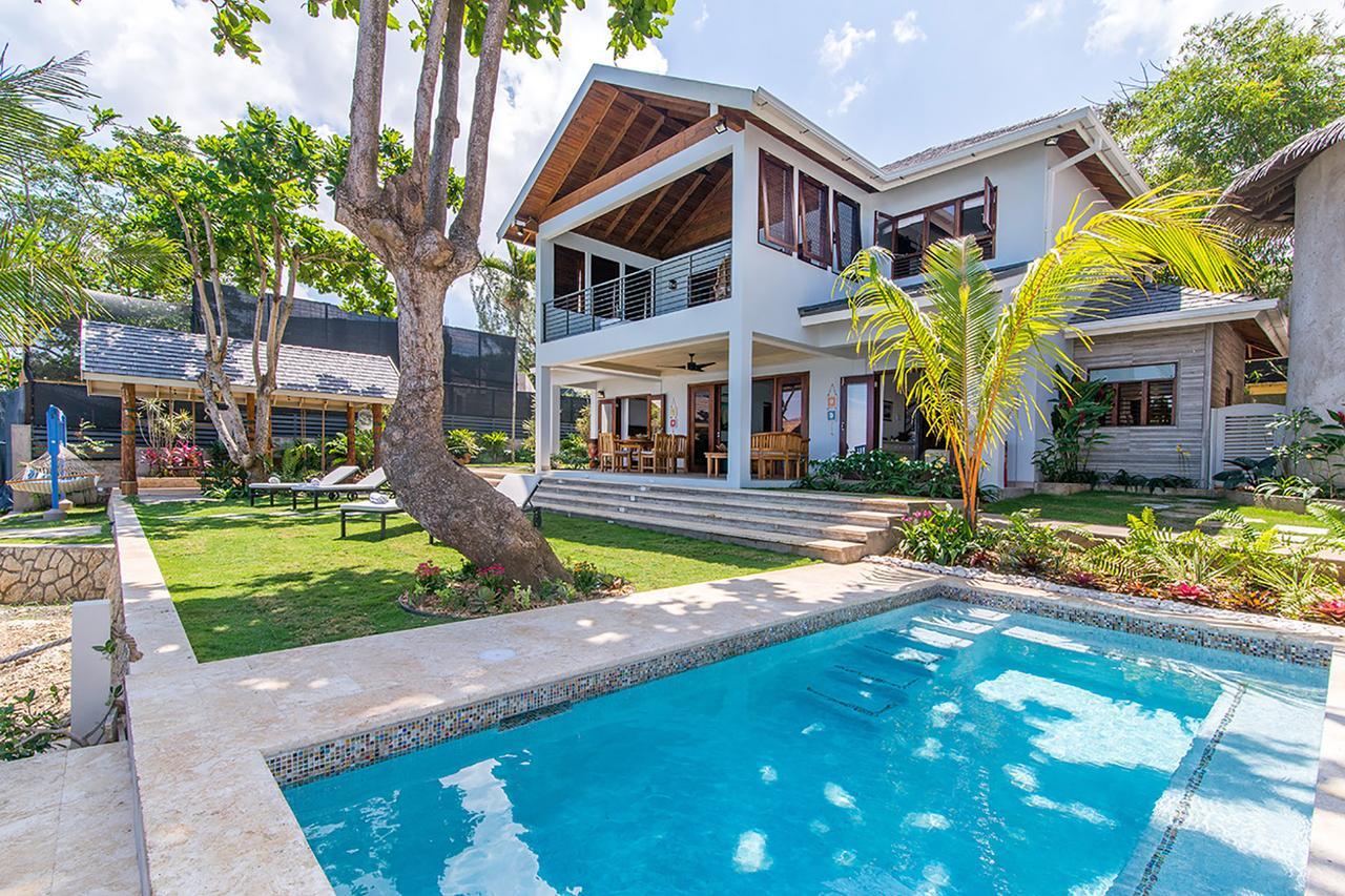 Sea Biscuit Villa