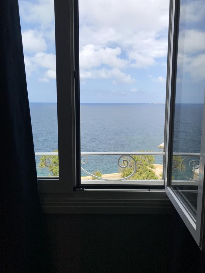 Double or Twin Room Sea View,663979737:JPEG