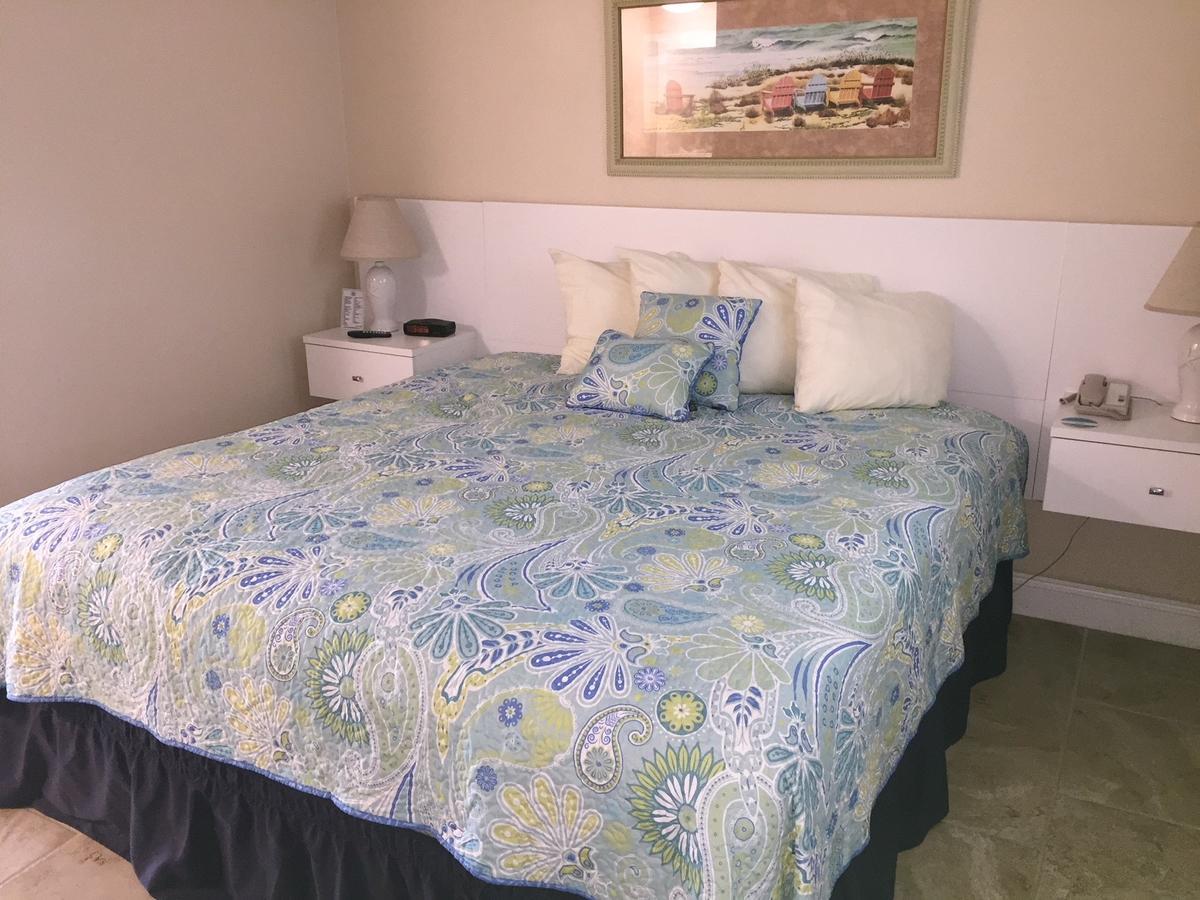 2nd Floor Ocean Front King Suite