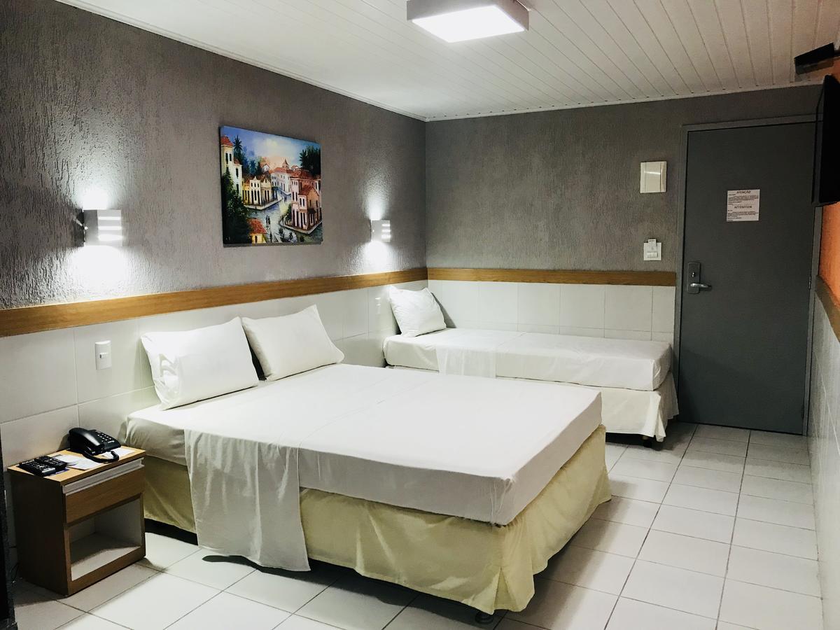 Quarto Triplo Superior (1 Cama de Casal + 1 Cama de Solteiro)