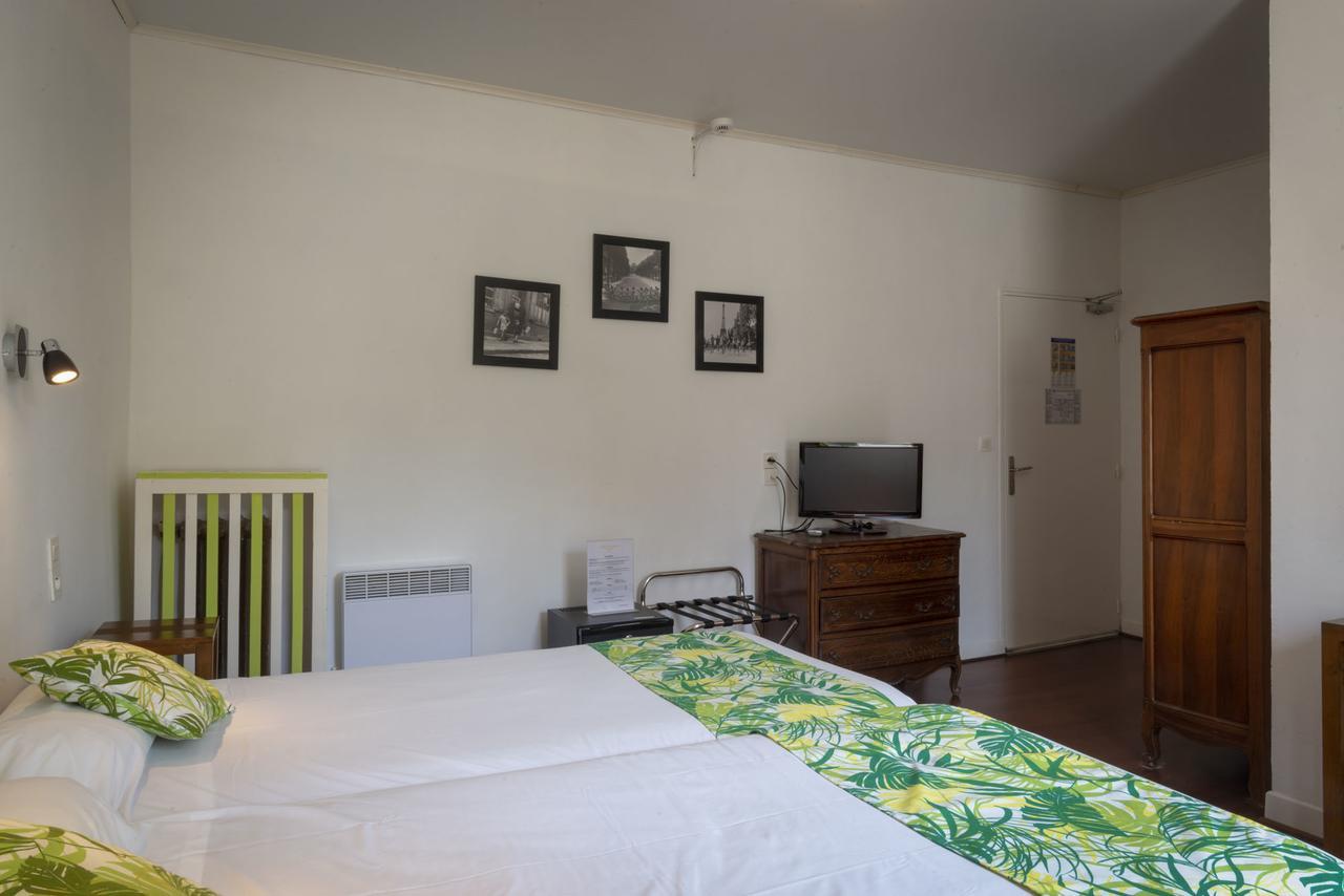 Tweepersoonskamer met 2 Aparte Bedden