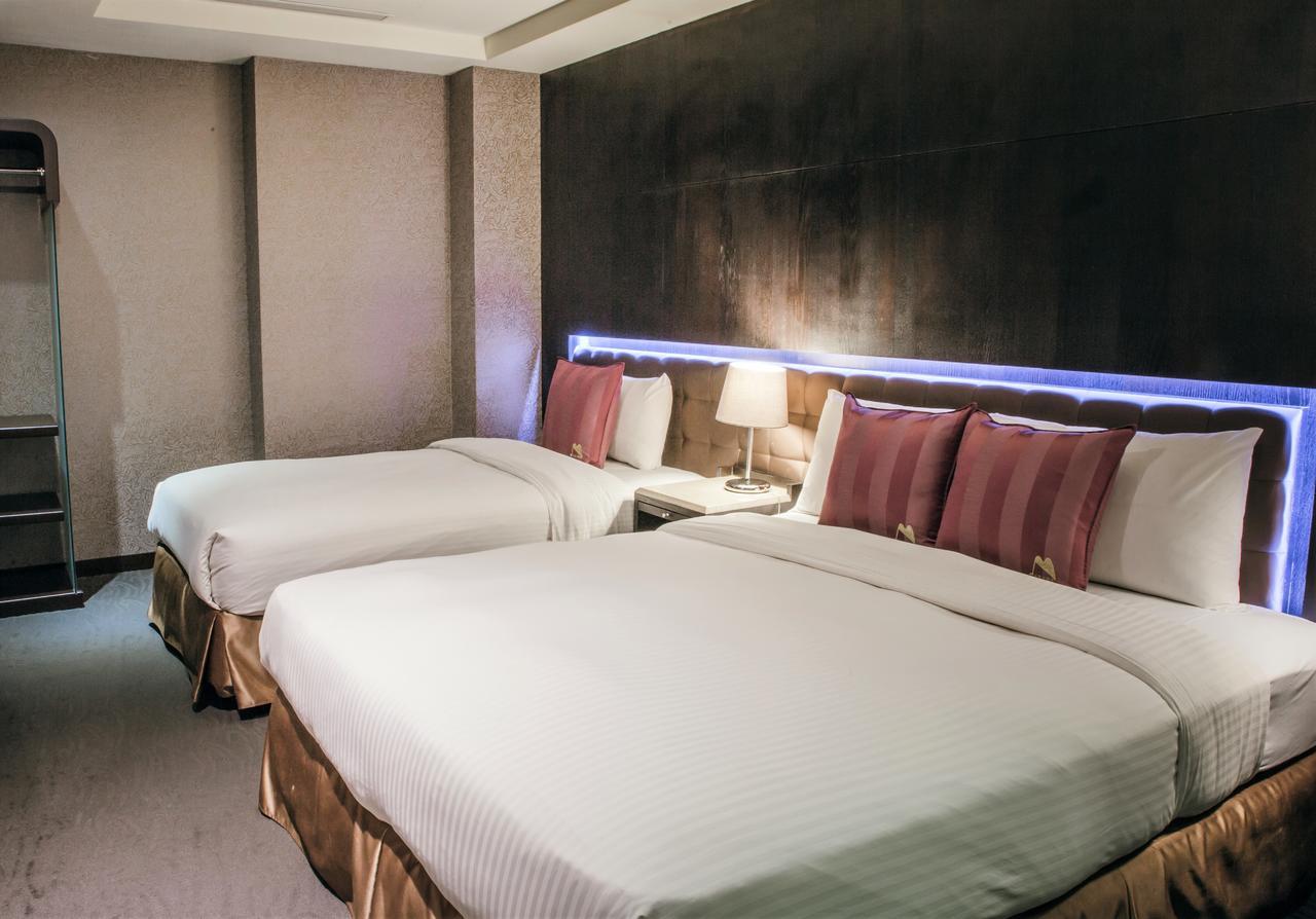 Triple Room - No Window