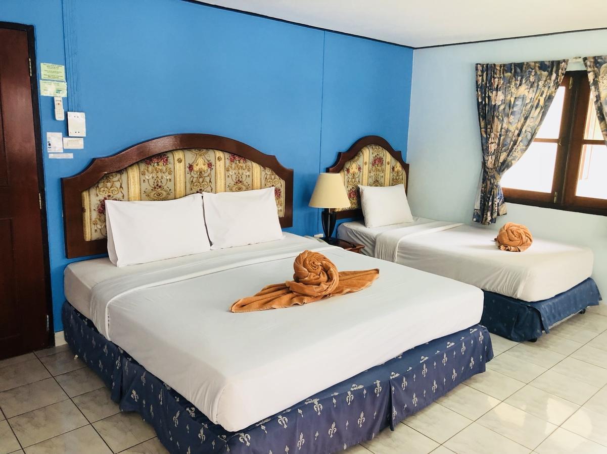 Triple Room Balcony