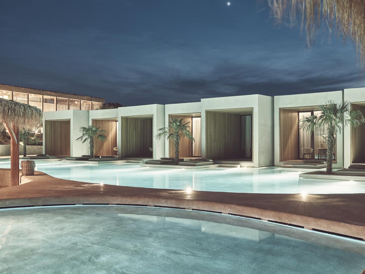Superior Watersuite met Uitzicht op het Zwembad