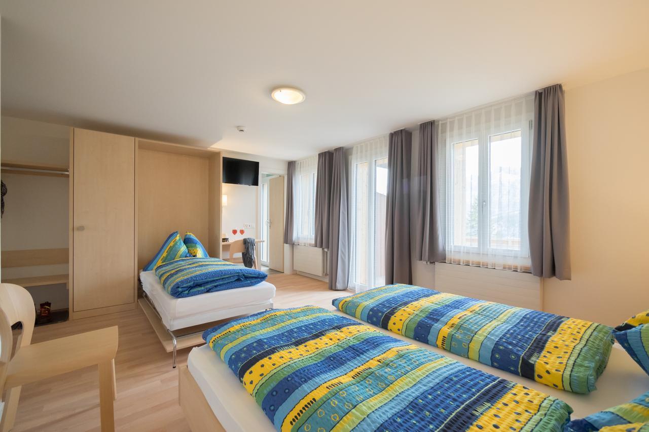 Deluxe Triple Room Balcony Mountain View