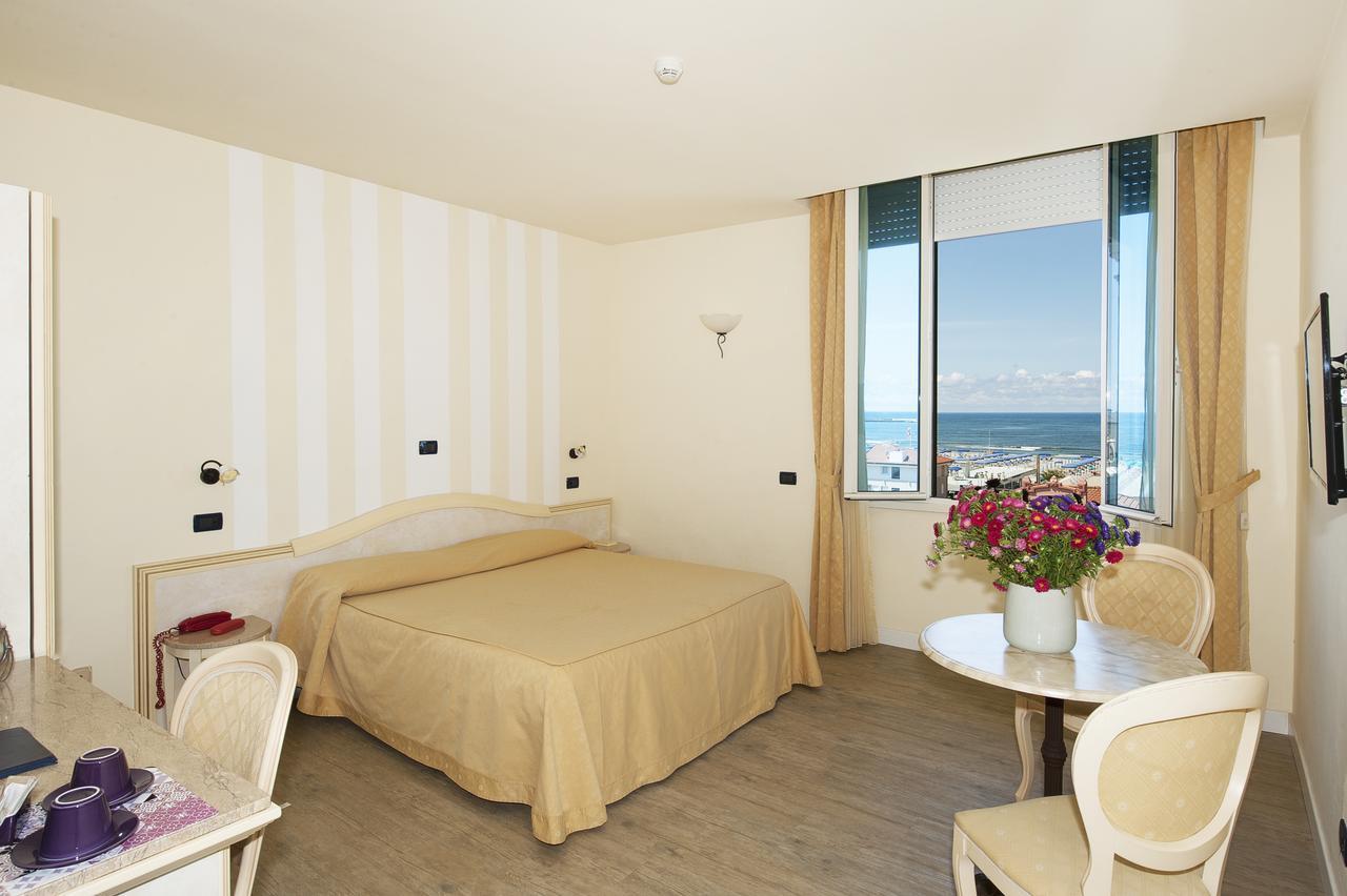 Doppelzimmer mit Meerblick