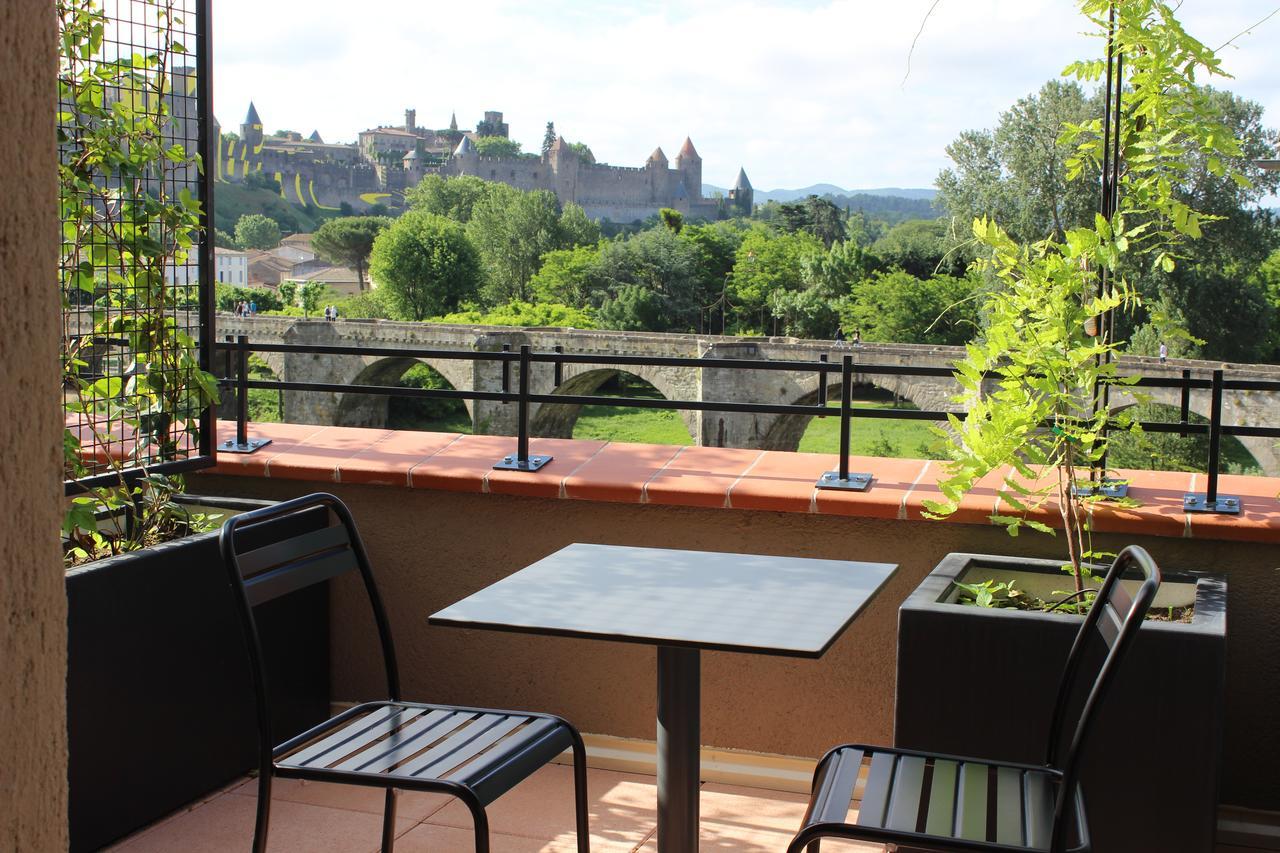Deluxe Double Room with Castle View