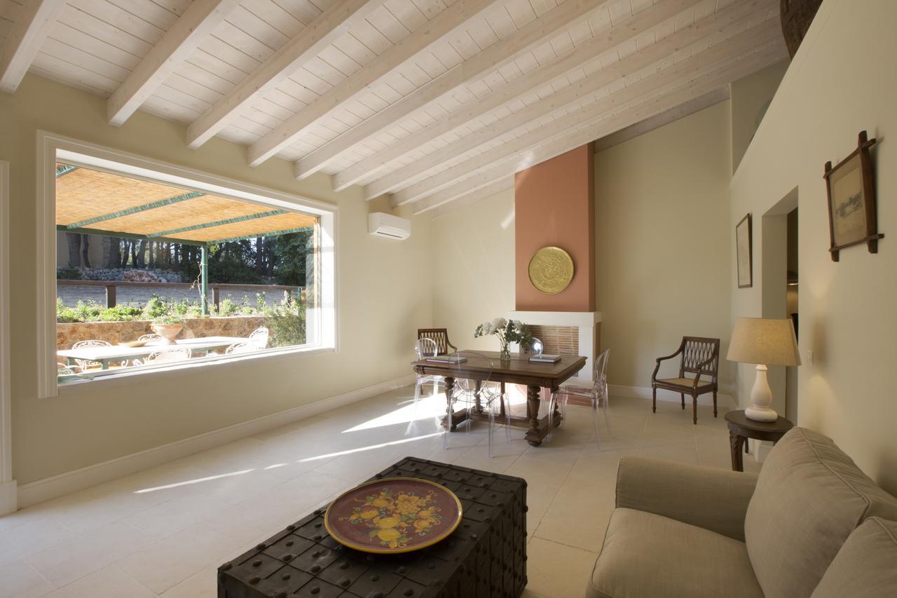 Superior Suite (4 Adults)