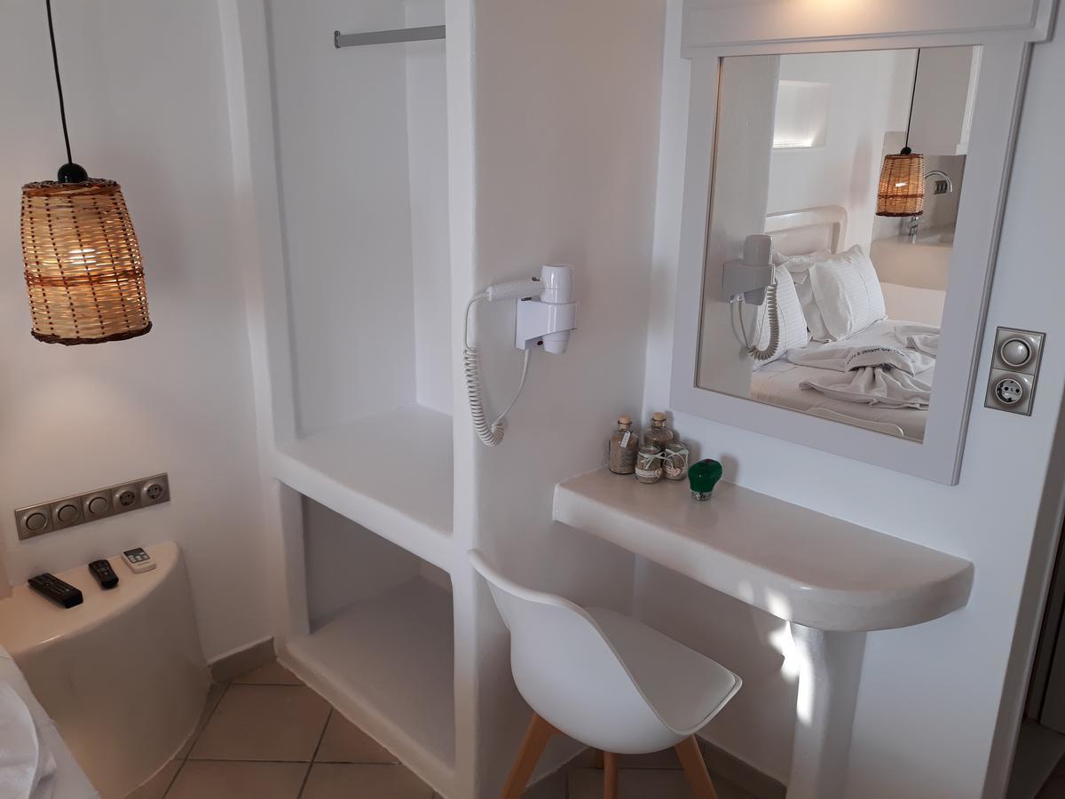 Deluxe Double Room with Balcony and Sea View