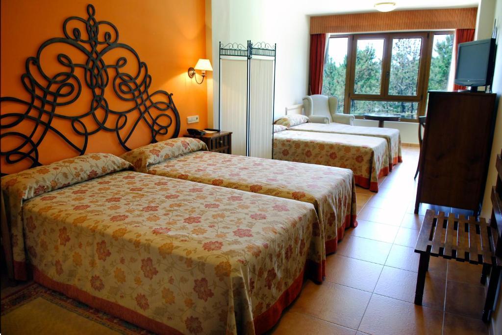 Family Room (4 Adults)