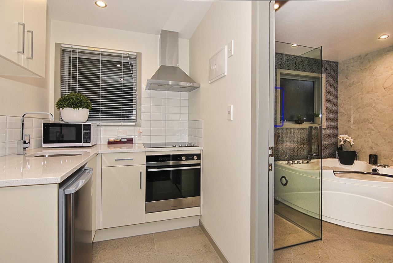 Premium Studio with Spa Bath