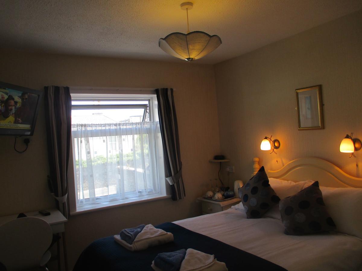Double Room Shower