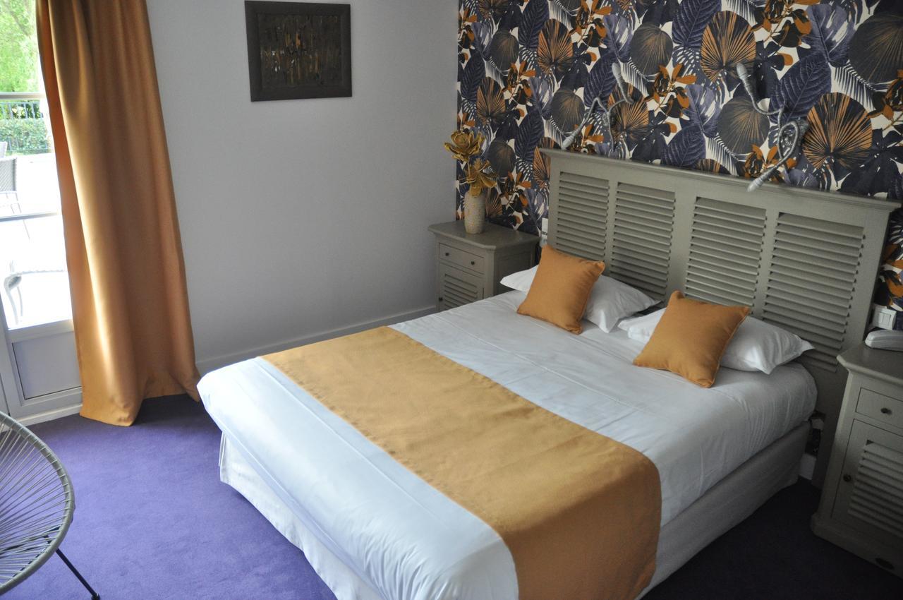 Deluxe Double Room with Terrace