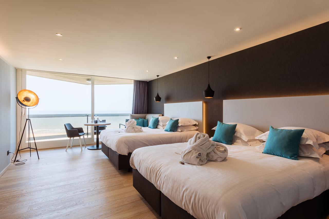 Junior Suite Two Queen Beds Sea View