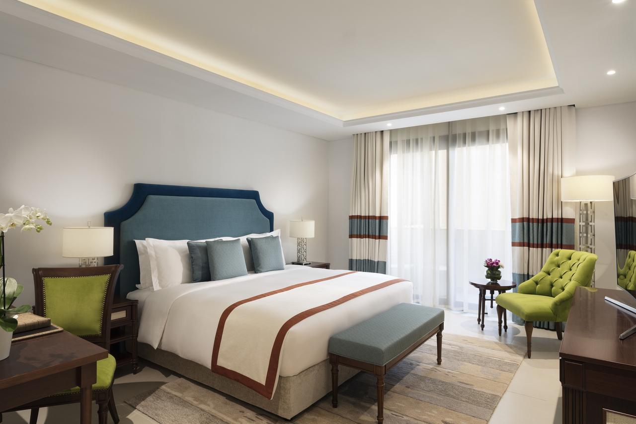 Deluxe One Bedroom Apartment