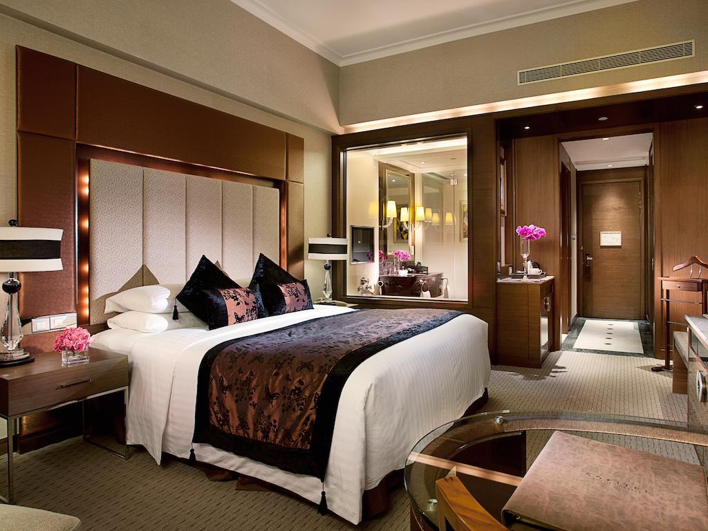 Luxury King Room with River View