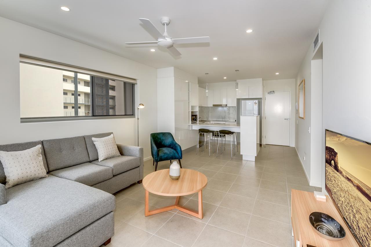 Two-Bedroom Apartment with Lake View