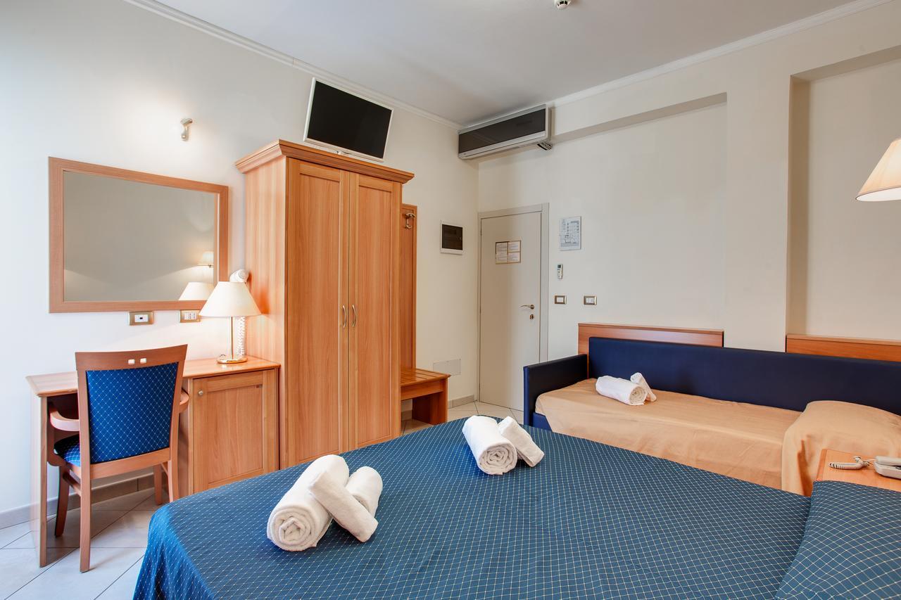 Dreibettzimmer