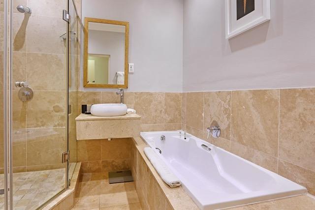 Honeymoon Suite with Sea View