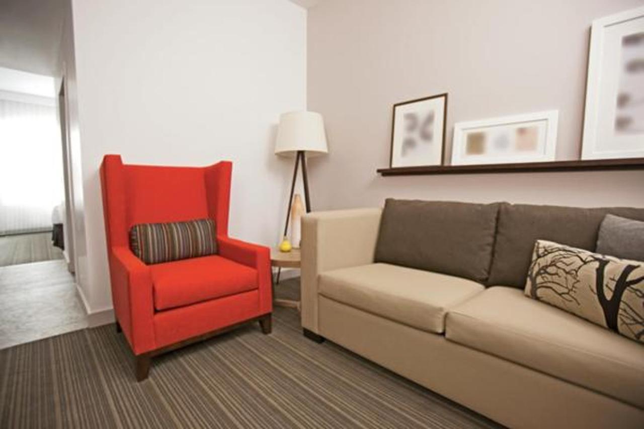 One-Bedroom King Suite with Sofa Bed - Non-Smoking