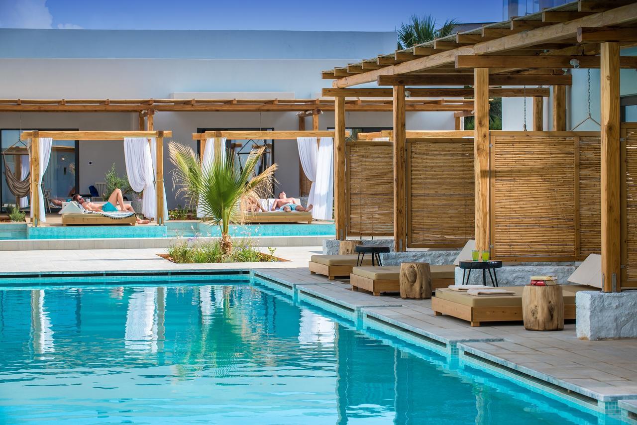 Die Zimmer Plus Swim Up