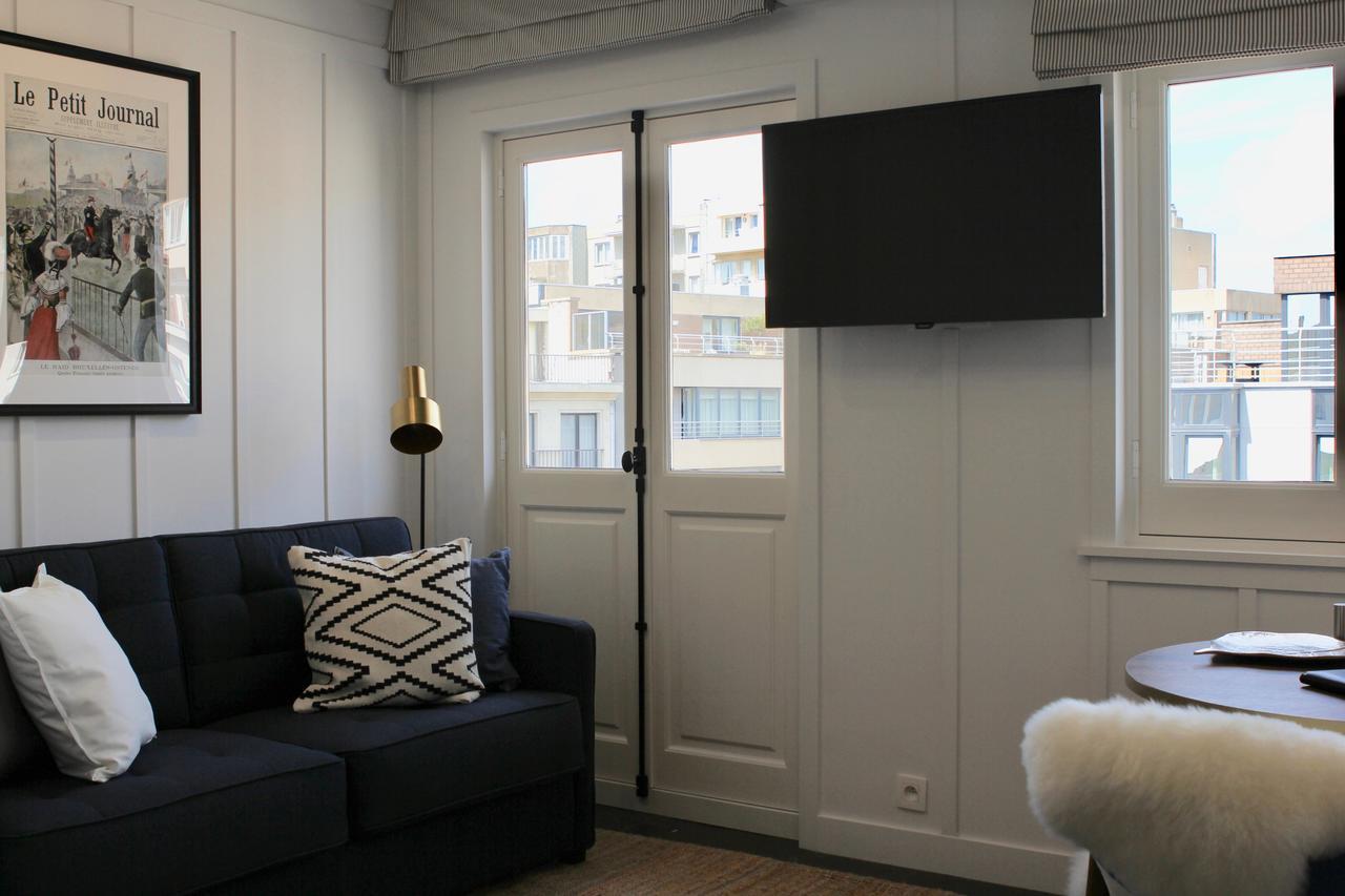 Deluxe Studio